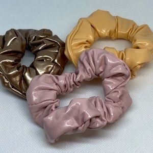 Hair scrunchies pink, cream, metallic 3 total